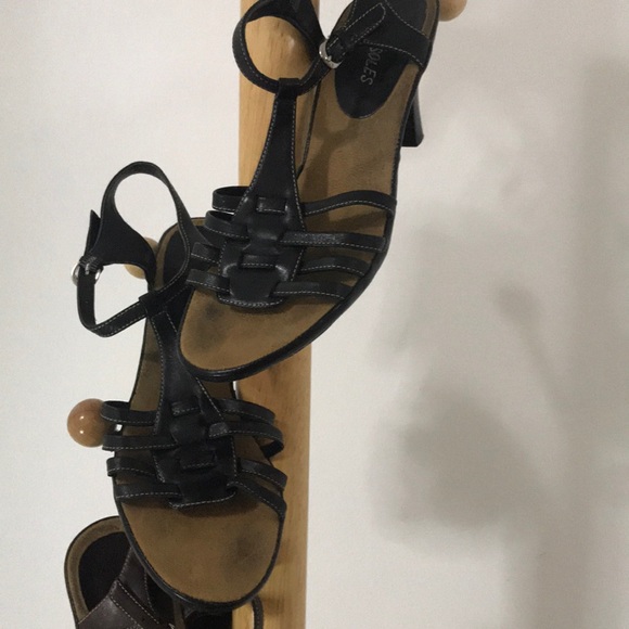 Aerosoles Heels Leather Diversify 7M Sandals Two Pairs - Picture 16 of 16